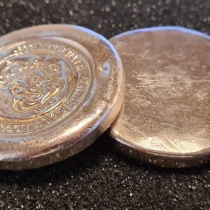 Alternative view of 5 oz Scottsdale Round button.