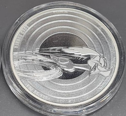 Looney Tunes BU Non Coloured Bugs Bunny, Daffy Duck, Tweetie Bird & Road Runner 1oz silver coins - Image 6