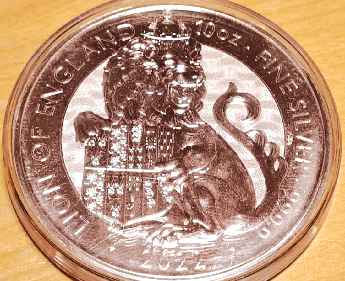 2022 10oz Silver Tudor Beast Lion of England Coin | Royal Mint 999.9 Fine