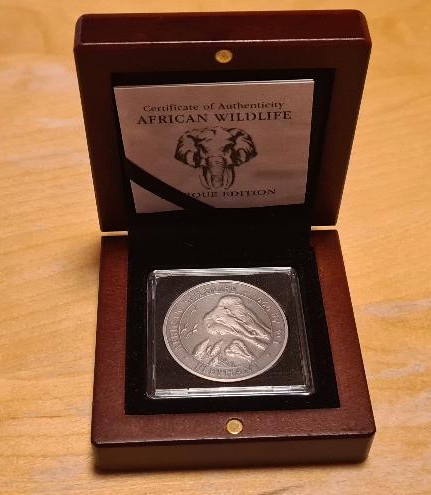 2015 Somalia African Wildlife Elephant 1 oz Silver Antique Coin (In Wooden Box)