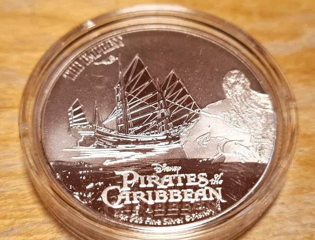 The Officially Licensed Disney Pirates of the Caribbean 1 oz Silver Coin Collection - Image 2